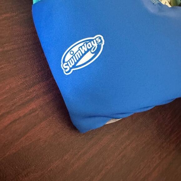Swimways Bluey Swim Trainer Life Jacket - Picture 10 of 10